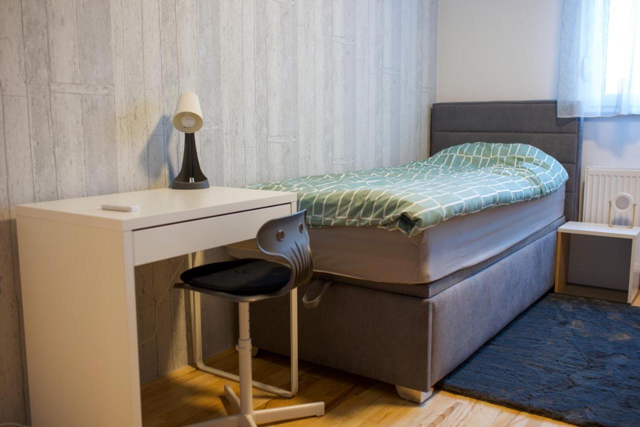 Apartman Plum - Self Check In, Free Parking Osijek Exterior foto