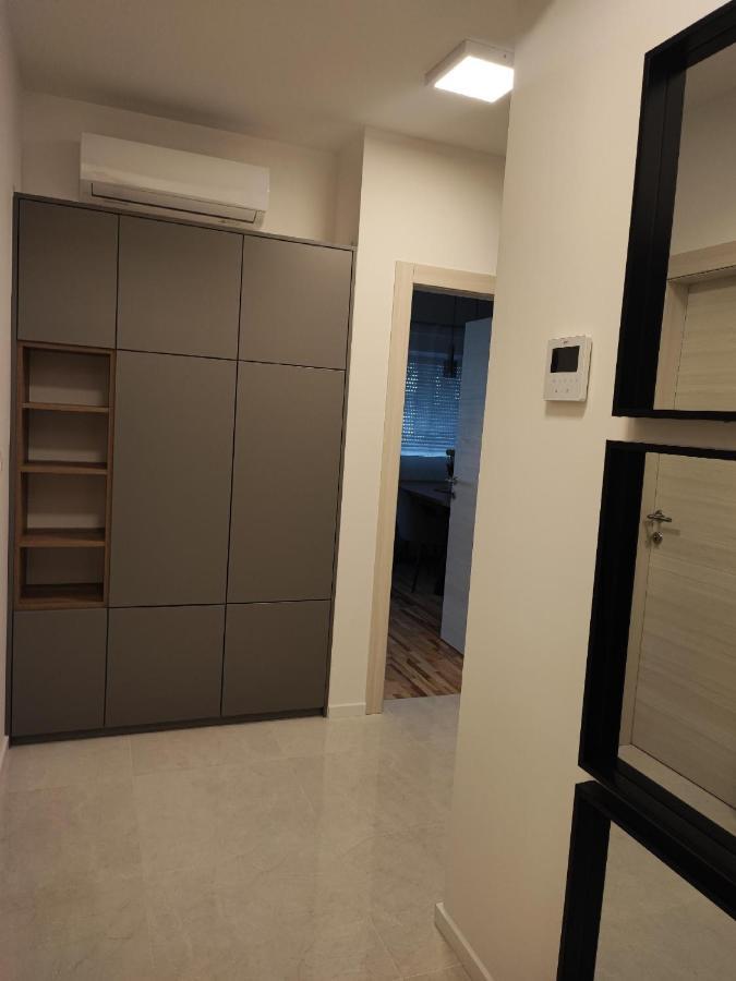 Apartman Plum - Self Check In, Free Parking Osijek Exterior foto